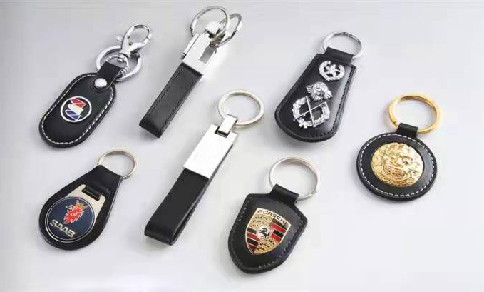 Bulk Buy China Wholesale Customized Shape Metal Keychain In Shiny Silver ,  Customized Logo Design Are Wellcome $0.4 from MinHon Gifts & Premiums Co.,  Ltd