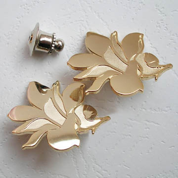 lapel pins custom