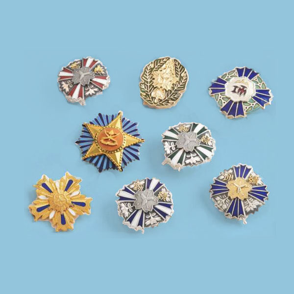 suit lapel pins